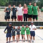 Estudantes do Campus Caruaru na quadra de areia para a modalidade vôlei de praia. São duas fotos, uma com a dupla feminina e outra com a dupla masculina.