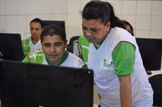 Jovens e Adultos têm uma nova chance de concluir o ensino básico