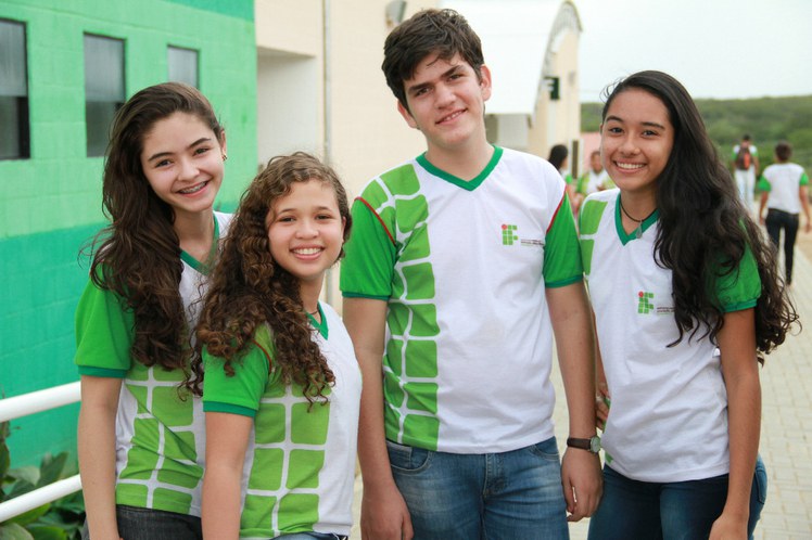 Estudantes Afogados.JPG